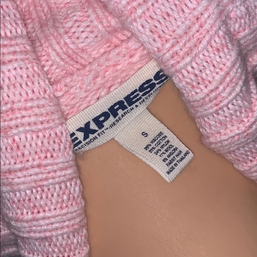 Vintage Express angora wool turtleneck minimalist feminine sweater pink small